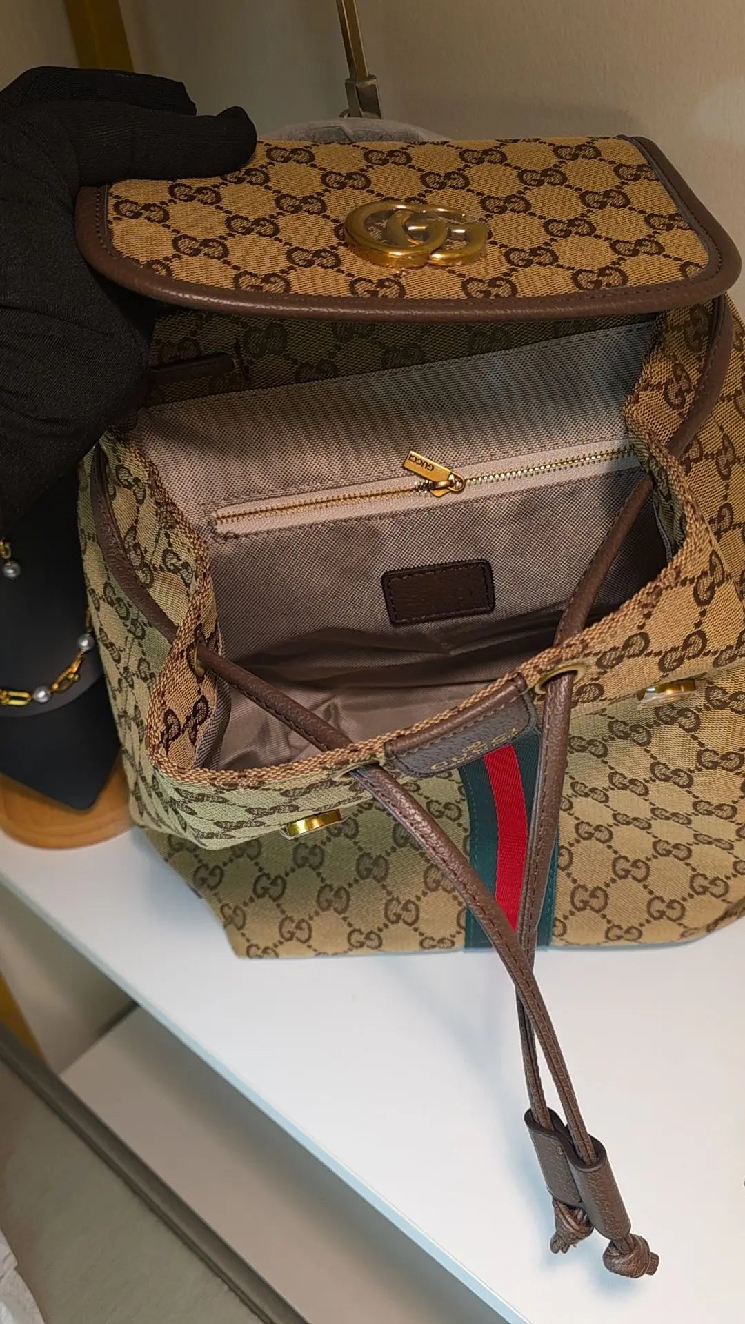 Sets bags