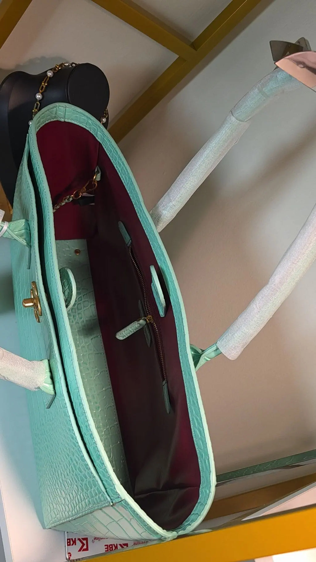 Hand bags